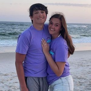 Meet your Posher, Gabrielle